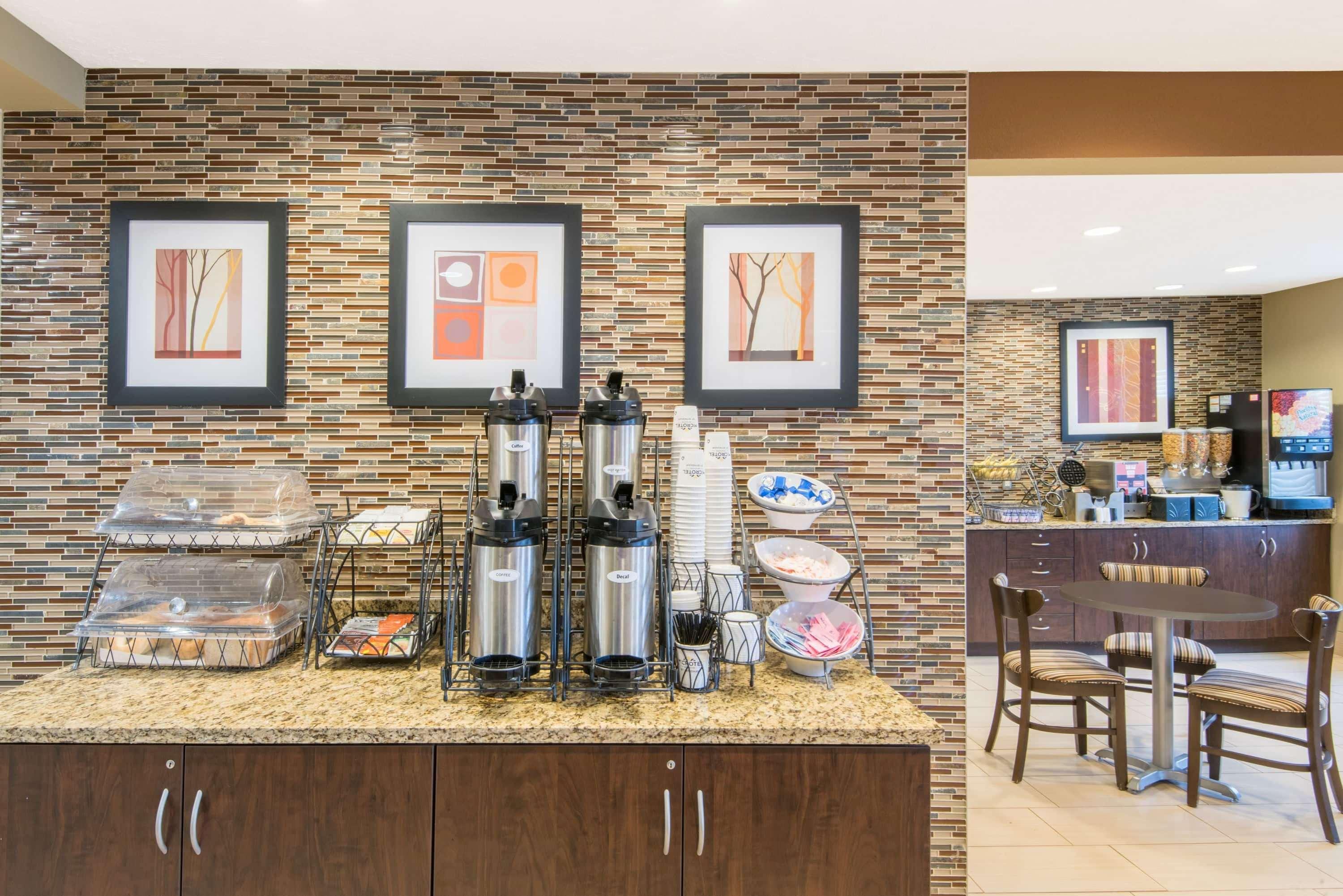 Microtel Inn And Suites North Canton Εξωτερικό φωτογραφία