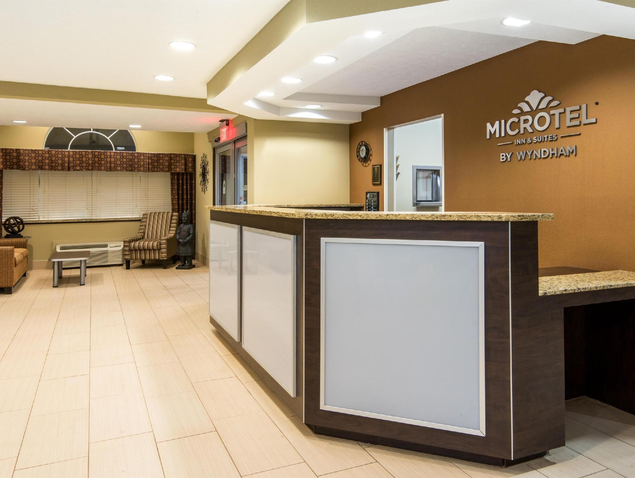 Microtel Inn And Suites North Canton Εξωτερικό φωτογραφία