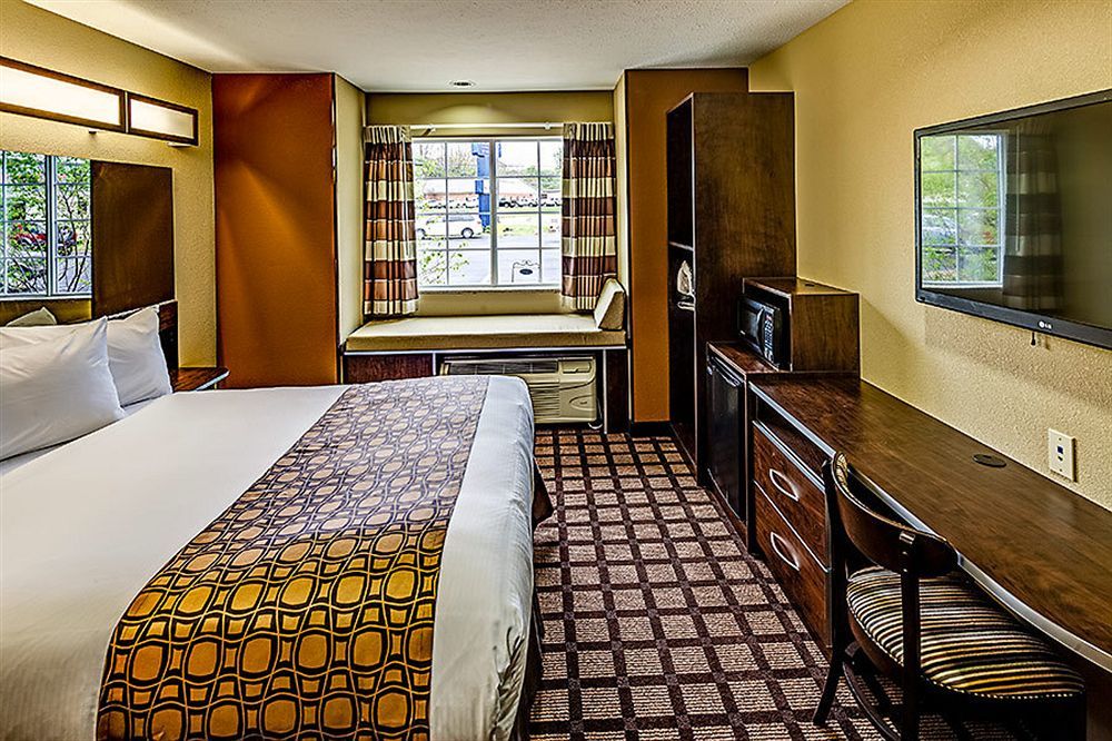 Microtel Inn And Suites North Canton Εξωτερικό φωτογραφία